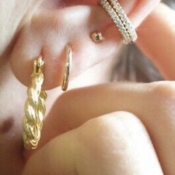 NEW 18K gold plated hoop earrings - Picture 5 of 6